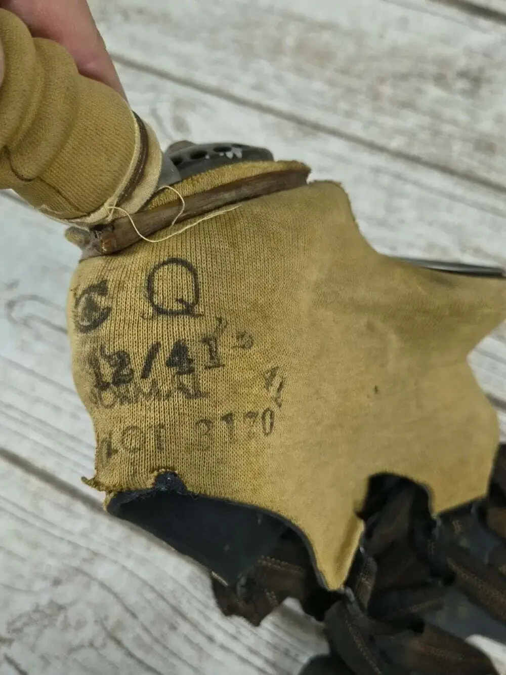 1941 GAS MASK MK-II (WORLD WAR II, WWII, WW2) December 24 1941 Christmas Eve